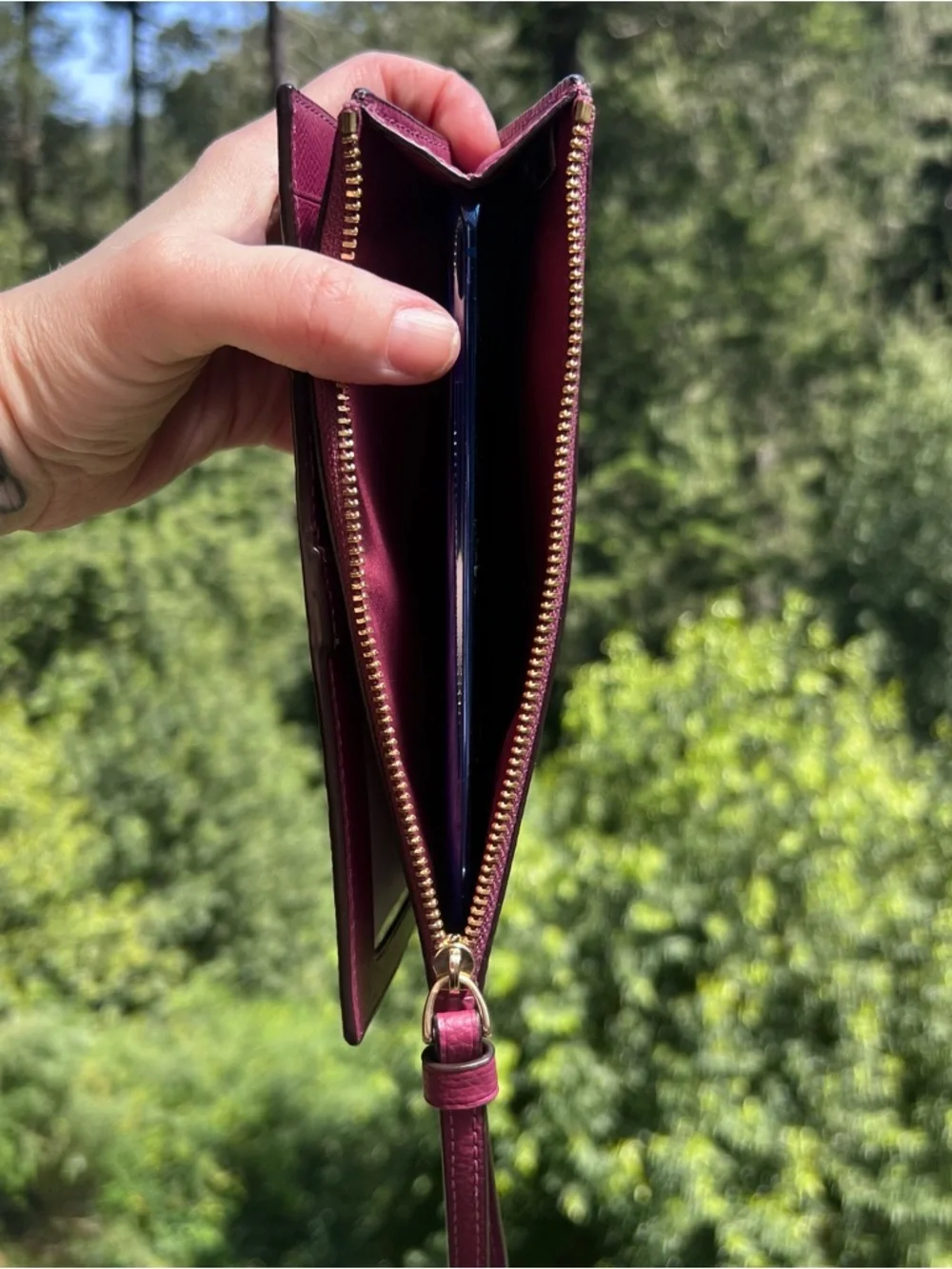 COACH Leather Wallet Wristlet Clutch Deep Berry Purple Pebble Leather AUTHENTIC